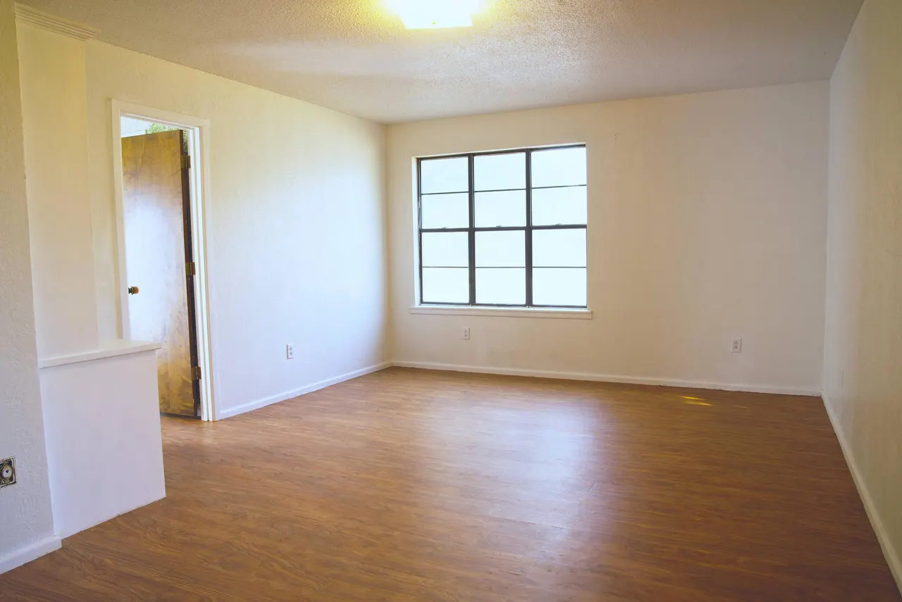 Photo 7 — 5602 73rd Street, Lubbock, TX 79424