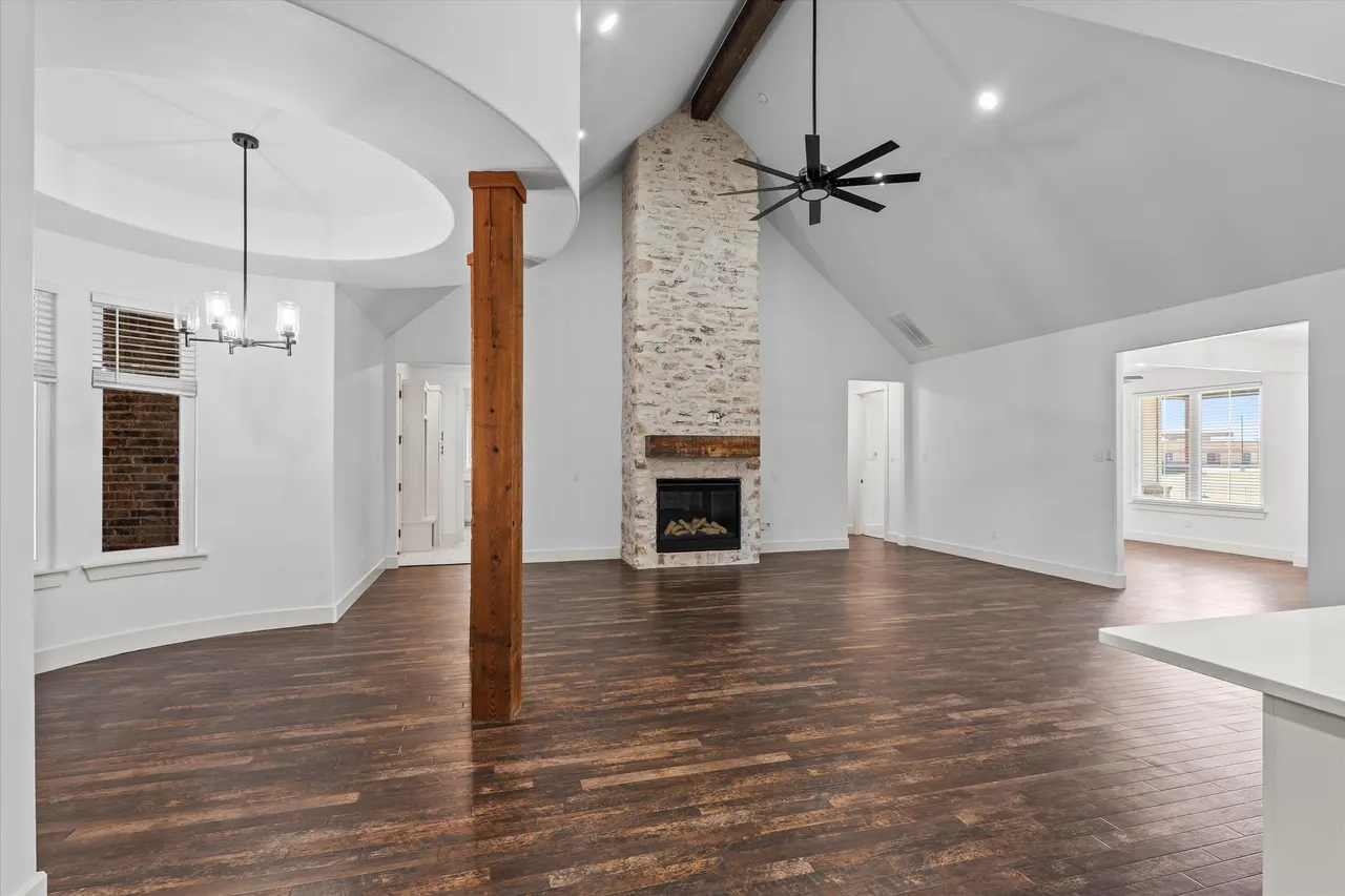 Photo 11 — 7626 55th Street, Lubbock, TX 79407
