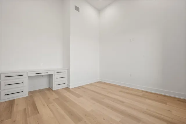 Photo 8 — 1154 E Hayes Street, New Home, TX 79383