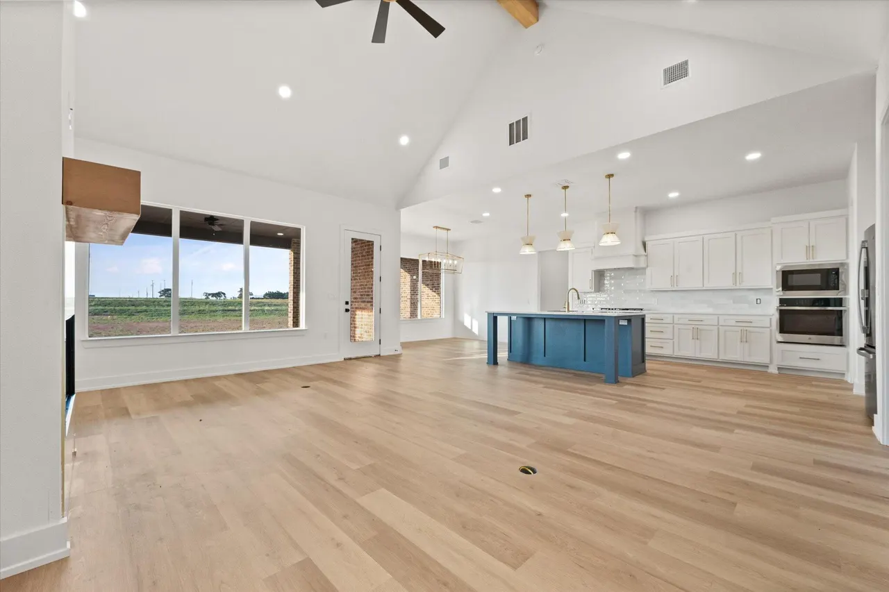 Photo 12 — 1154 E Hayes Street, New Home, TX 79383