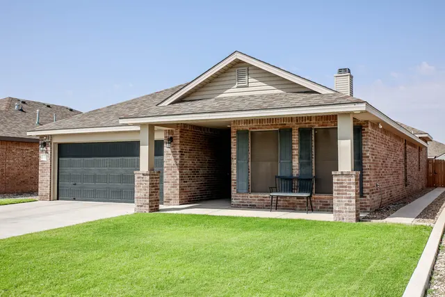 Photo 2 — 13314 Avenue V, Lubbock, TX 79423