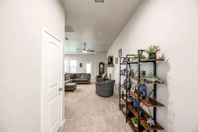 Photo 5 — 13314 Avenue V, Lubbock, TX 79423
