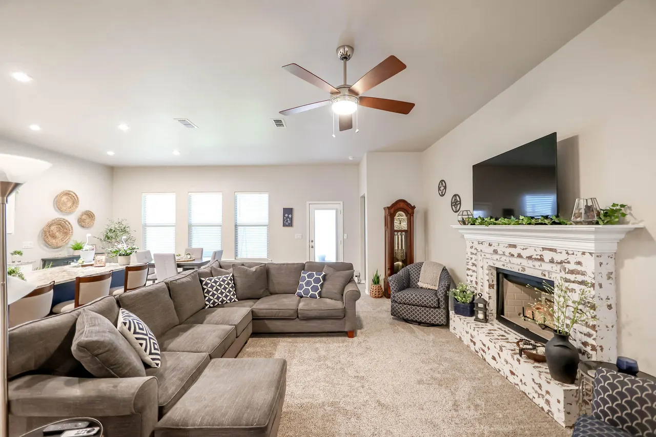 Photo 6 — 13314 Avenue V, Lubbock, TX 79423
