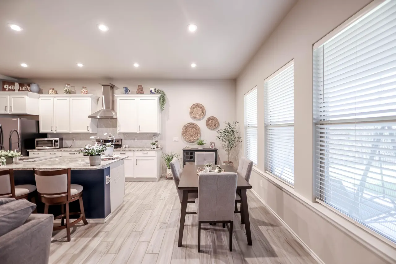 Photo 9 — 13314 Avenue V, Lubbock, TX 79423