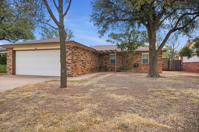 Front exterior — 2117 75th Street, Lubbock, TX 79423