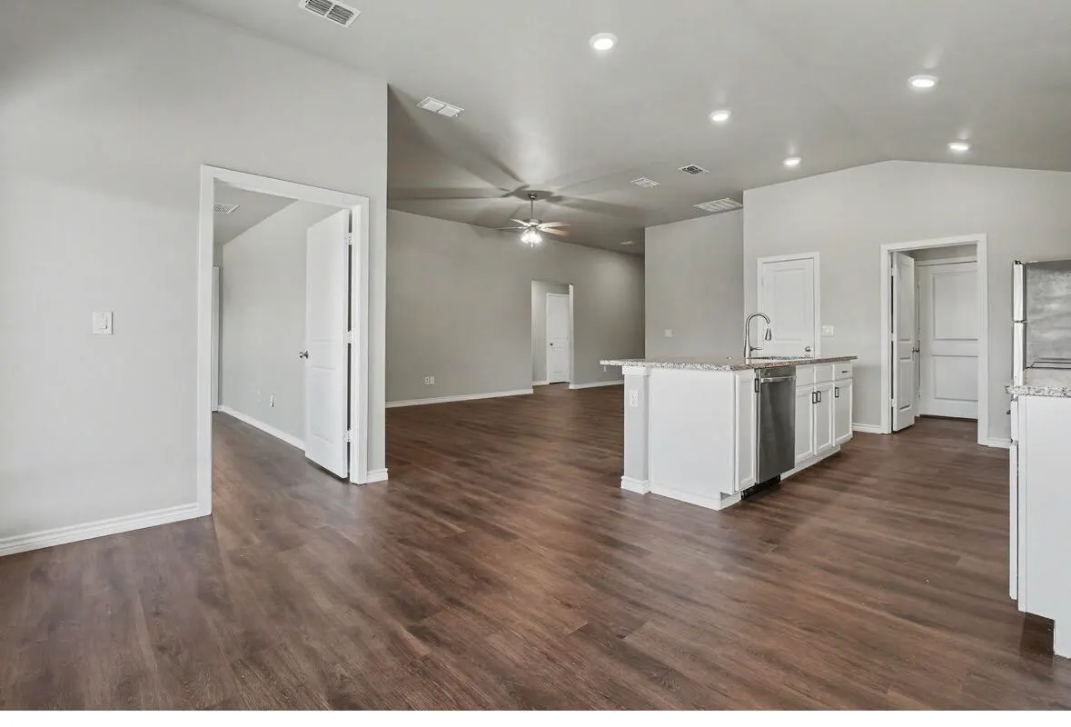 Photo 19 — 7514 31st Place, Lubbock, TX 79407
