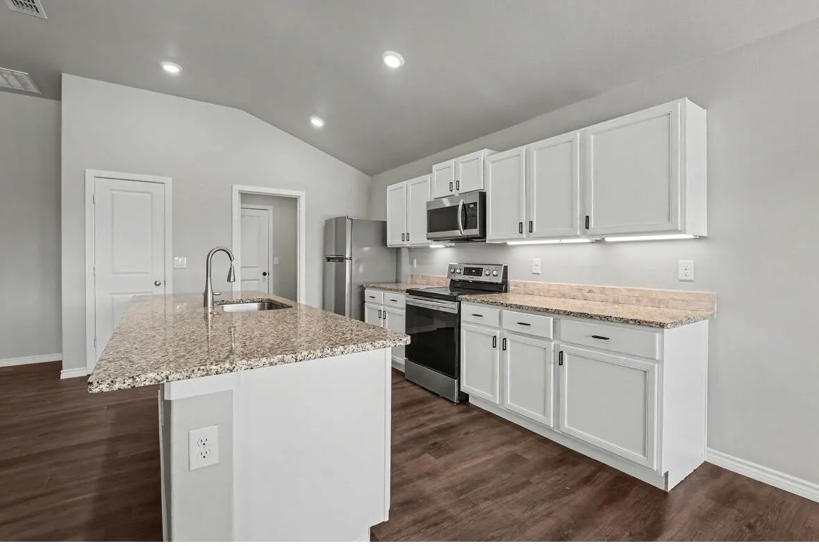 Photo 21 — 7514 31st Place, Lubbock, TX 79407