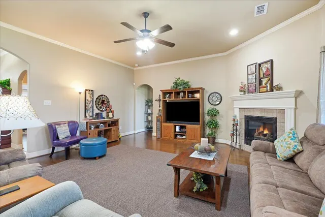 Photo 7 — 7301 Kewanee Avenue, Lubbock, TX 79424