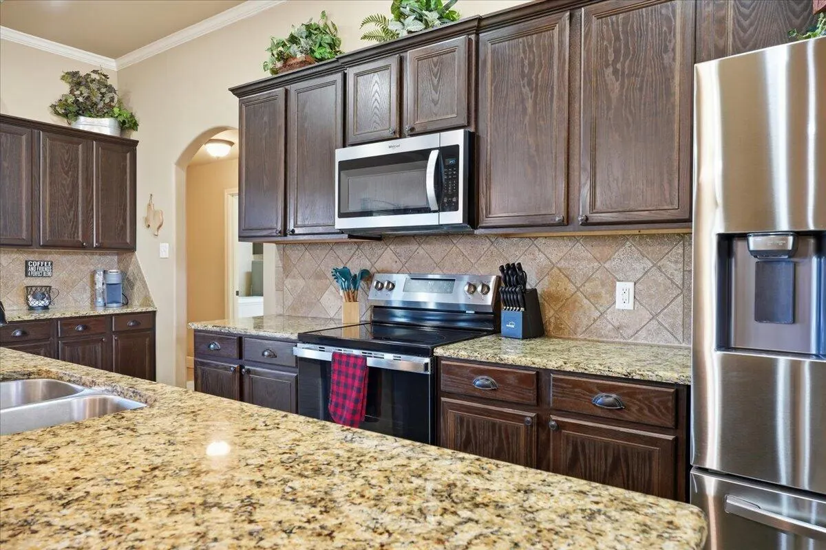 Photo 14 — 7301 Kewanee Avenue, Lubbock, TX 79424