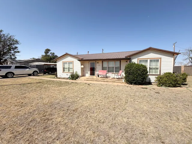 Front exterior — 2258 Farm To Market 179, Hale Center, TX 79041