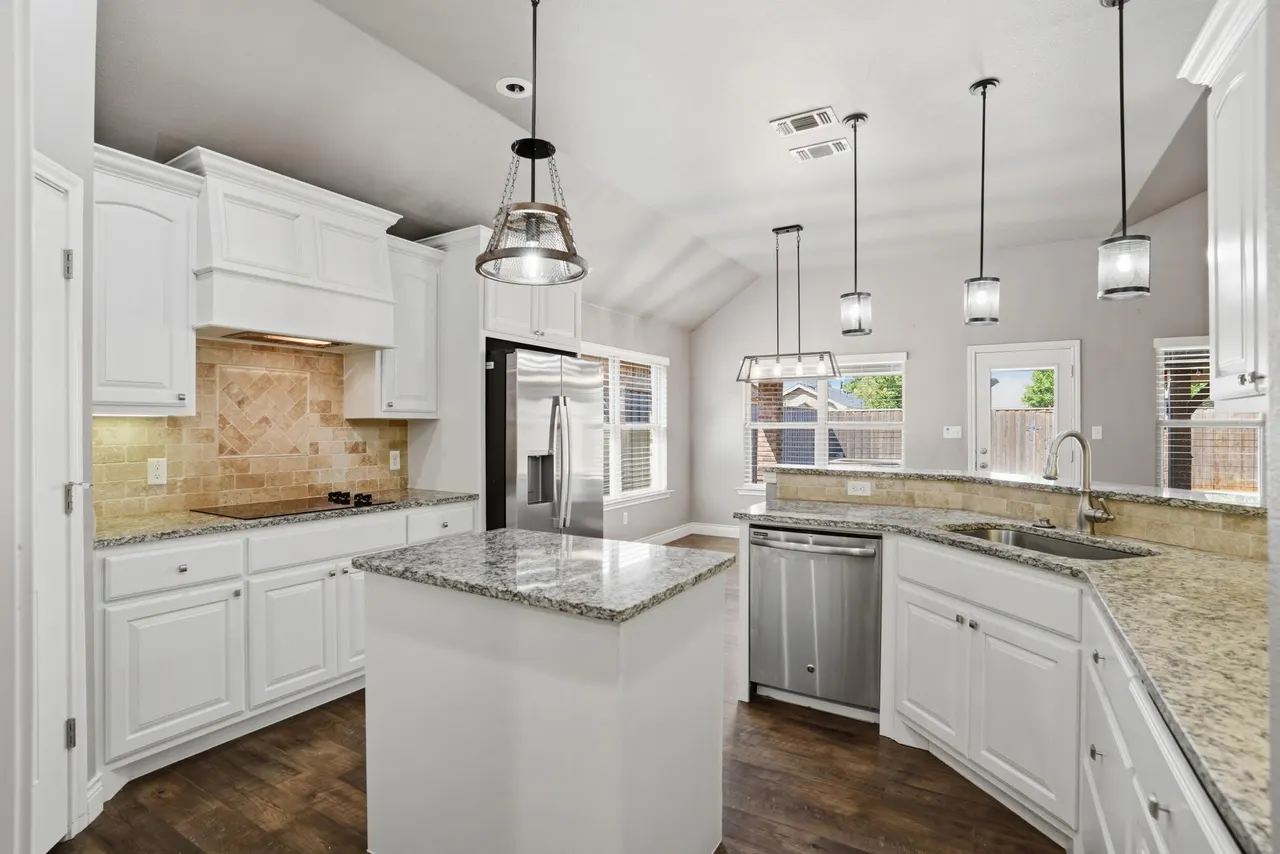 Photo 12 — 1516 Westminster Avenue, Wolfforth, TX 79382
