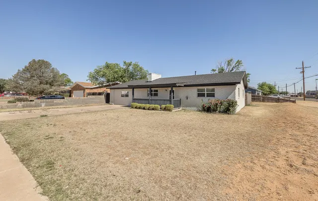 Photo 2 — 6102 21st Street, Lubbock, TX 79407