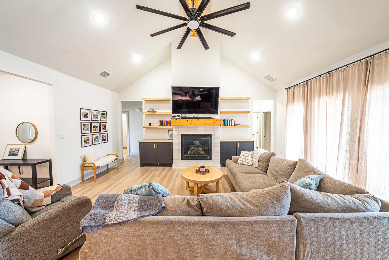 Photo 3 — 1417 Knight Avenue, Wolfforth, TX 79382
