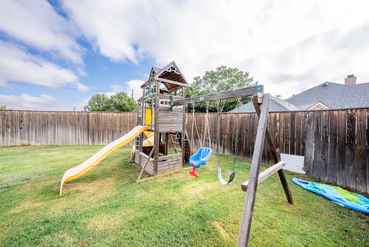 Photo 19 — 1417 Knight Avenue, Wolfforth, TX 79382