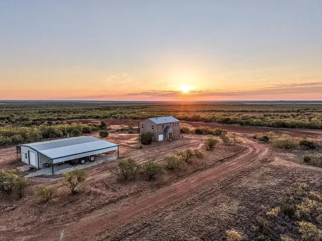 Front exterior — 1296 Co Rd 368, Spur, TX 79370