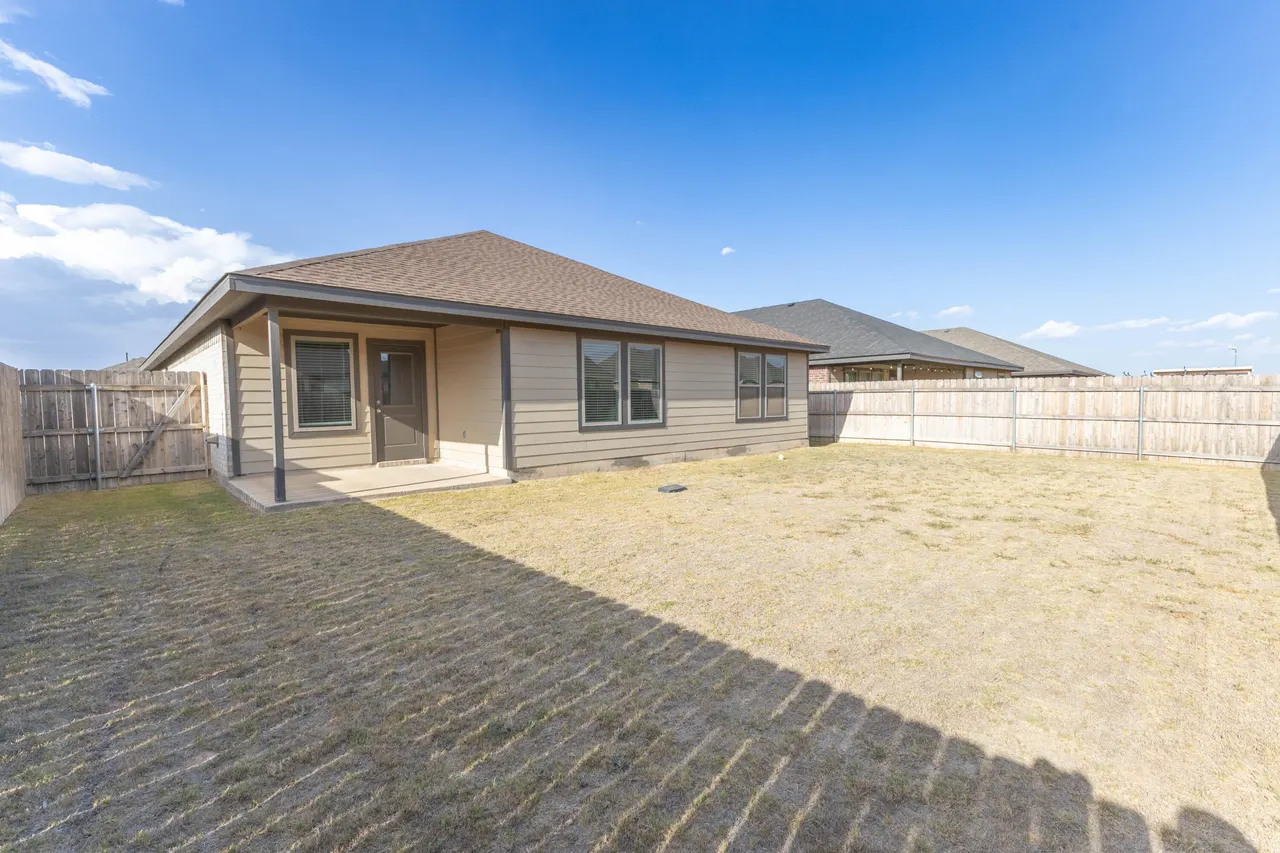 Photo 21 — 7729 92nd Street, Lubbock, TX 79424