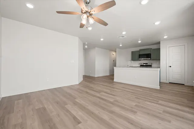 Photo 8 — 5901 154th Place, Lubbock, TX 79424