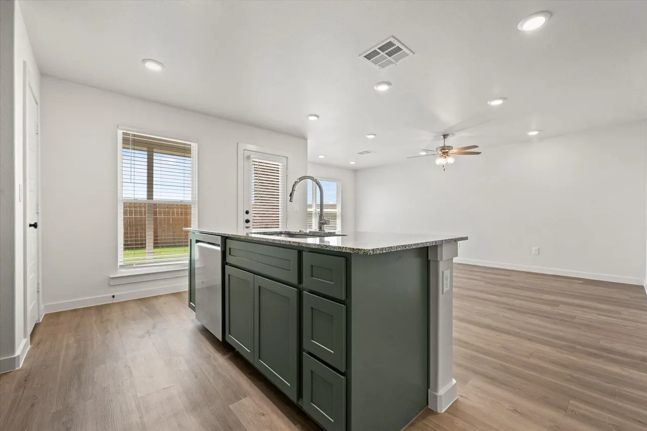 Photo 15 — 5901 154th Place, Lubbock, TX 79424