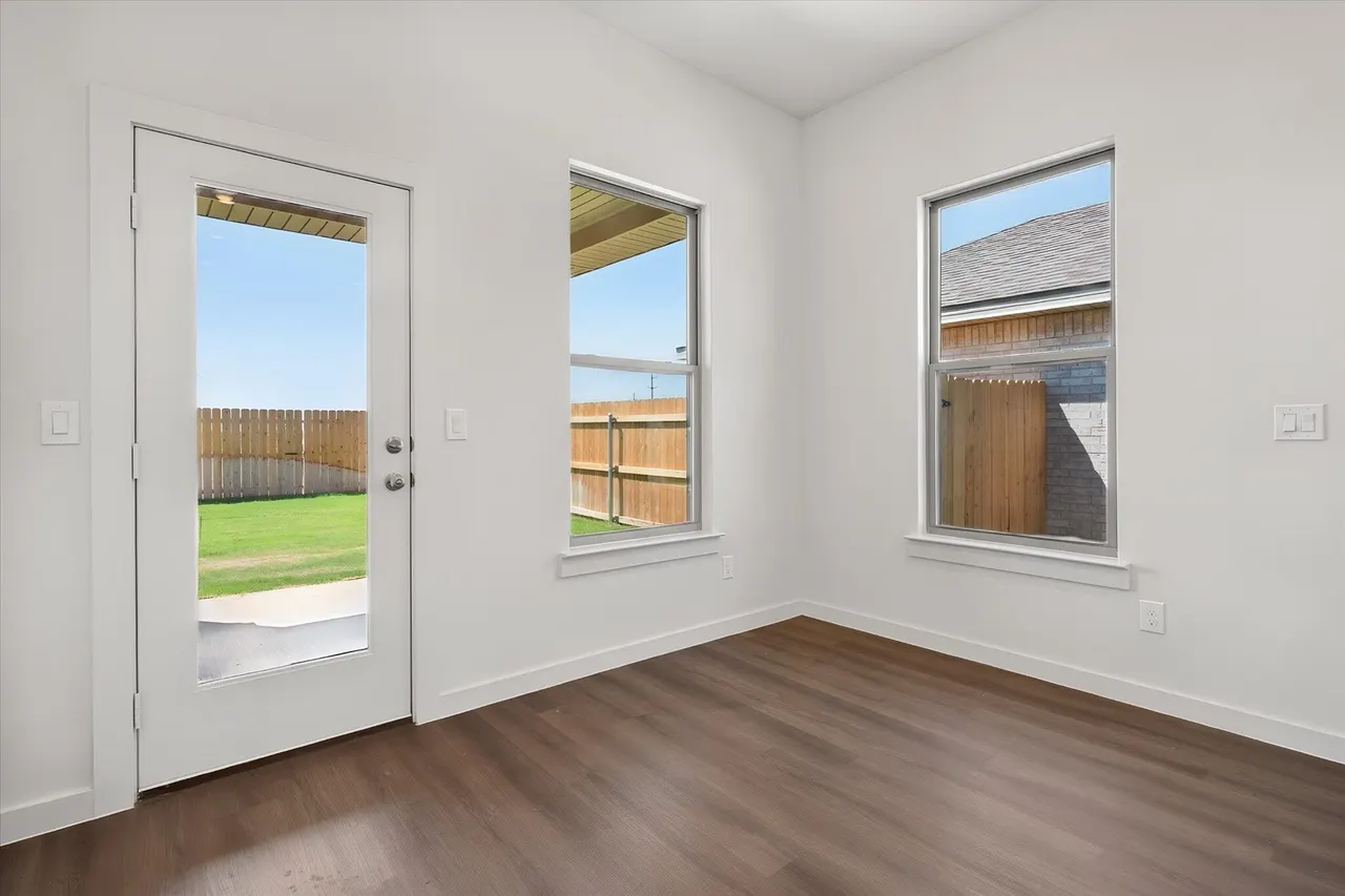 Photo 15 — 7211 14th Street, Lubbock, TX 79416