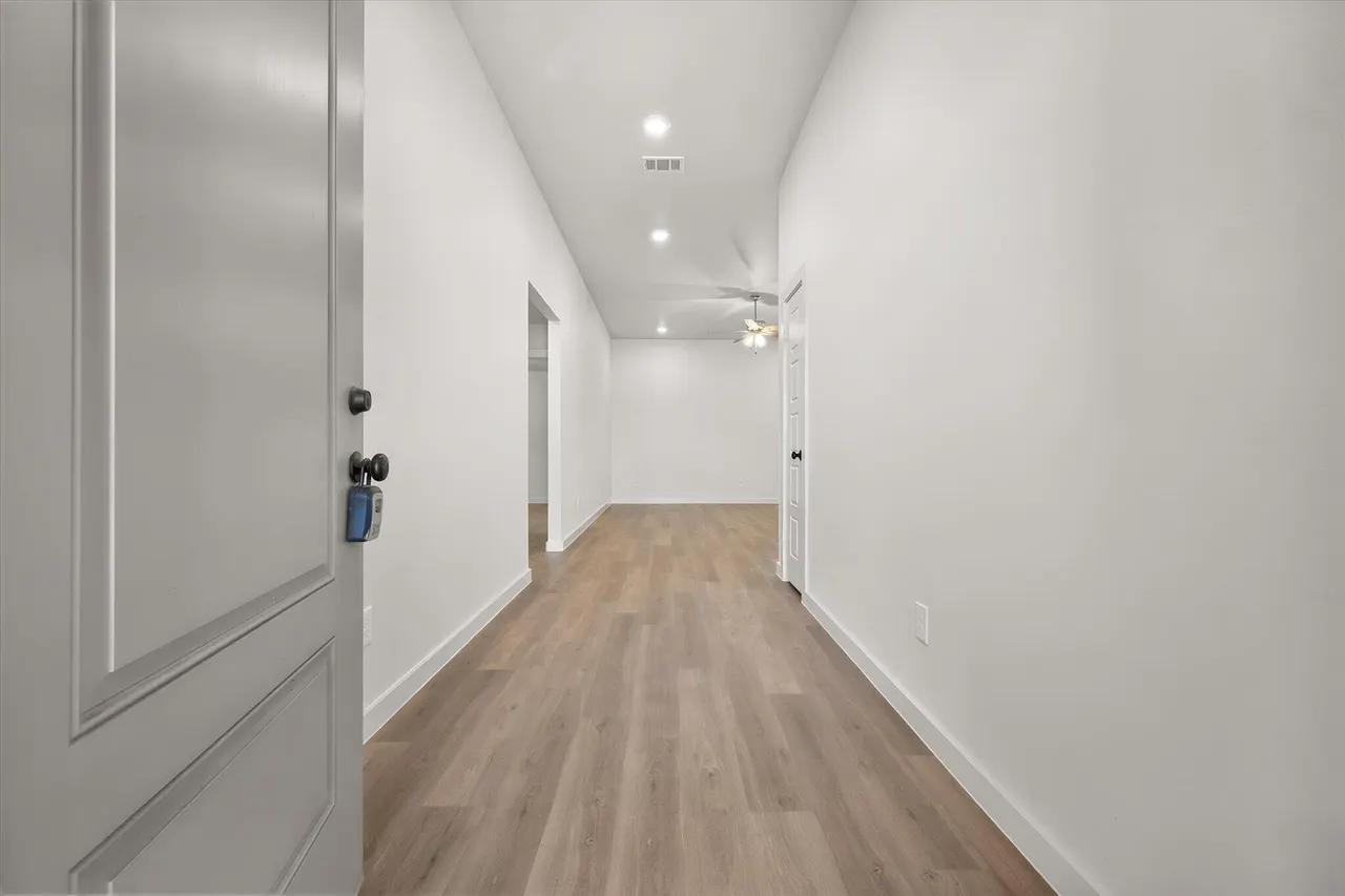 Photo 4 — 8506 24th Street, Lubbock, TX 79407