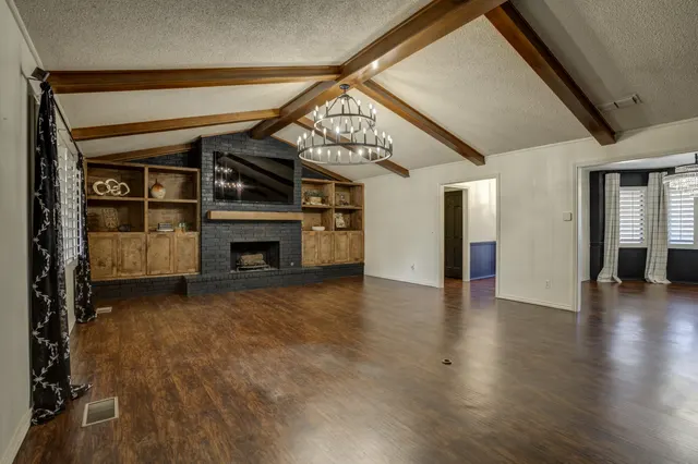 Photo 4 — 802 W 6th Street, Idalou, TX 79329