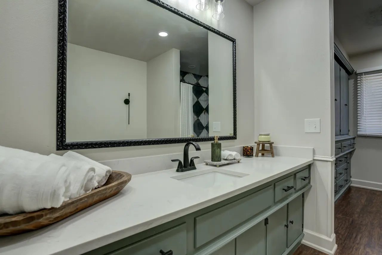 Photo 25 — 802 W 6th Street, Idalou, TX 79329