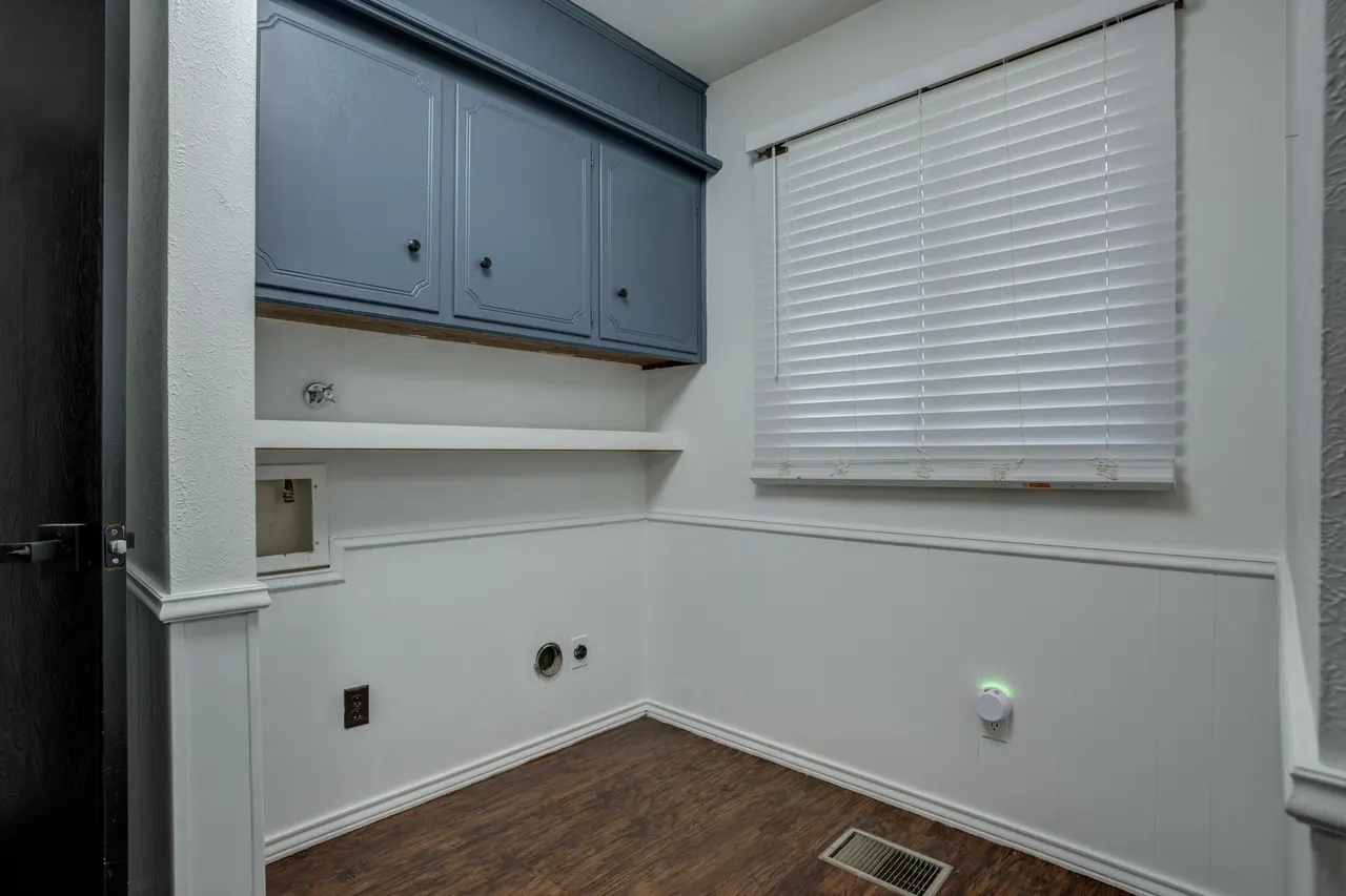 Photo 39 — 802 W 6th Street, Idalou, TX 79329