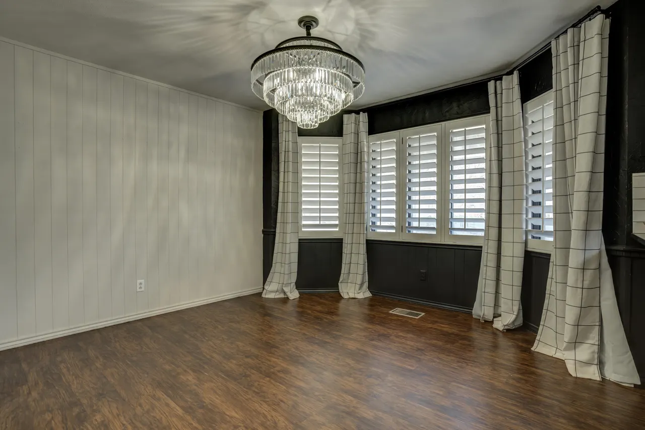 Photo 9 — 802 W 6th Street, Idalou, TX 79329