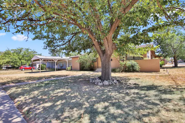 Photo 3 — 2519 44th Street, Lubbock, TX 79413