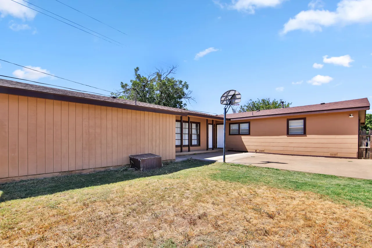 Photo 25 — 2519 44th Street, Lubbock, TX 79413