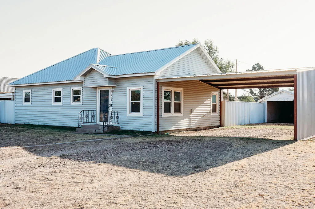 Photo 2 — 510 Main Avenue, Anton, TX 79313