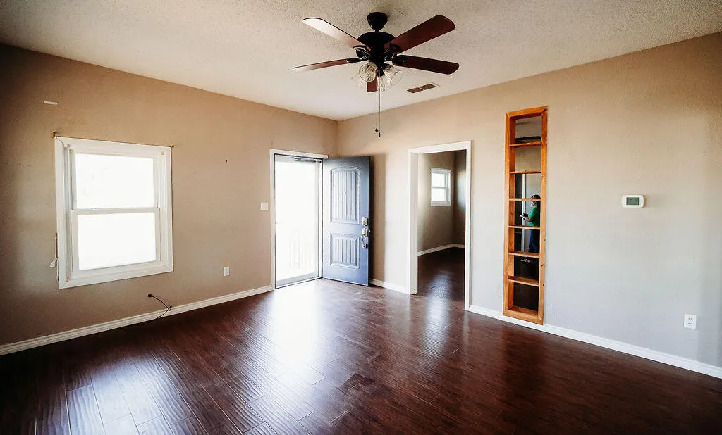 Photo 5 — 510 Main Avenue, Anton, TX 79313