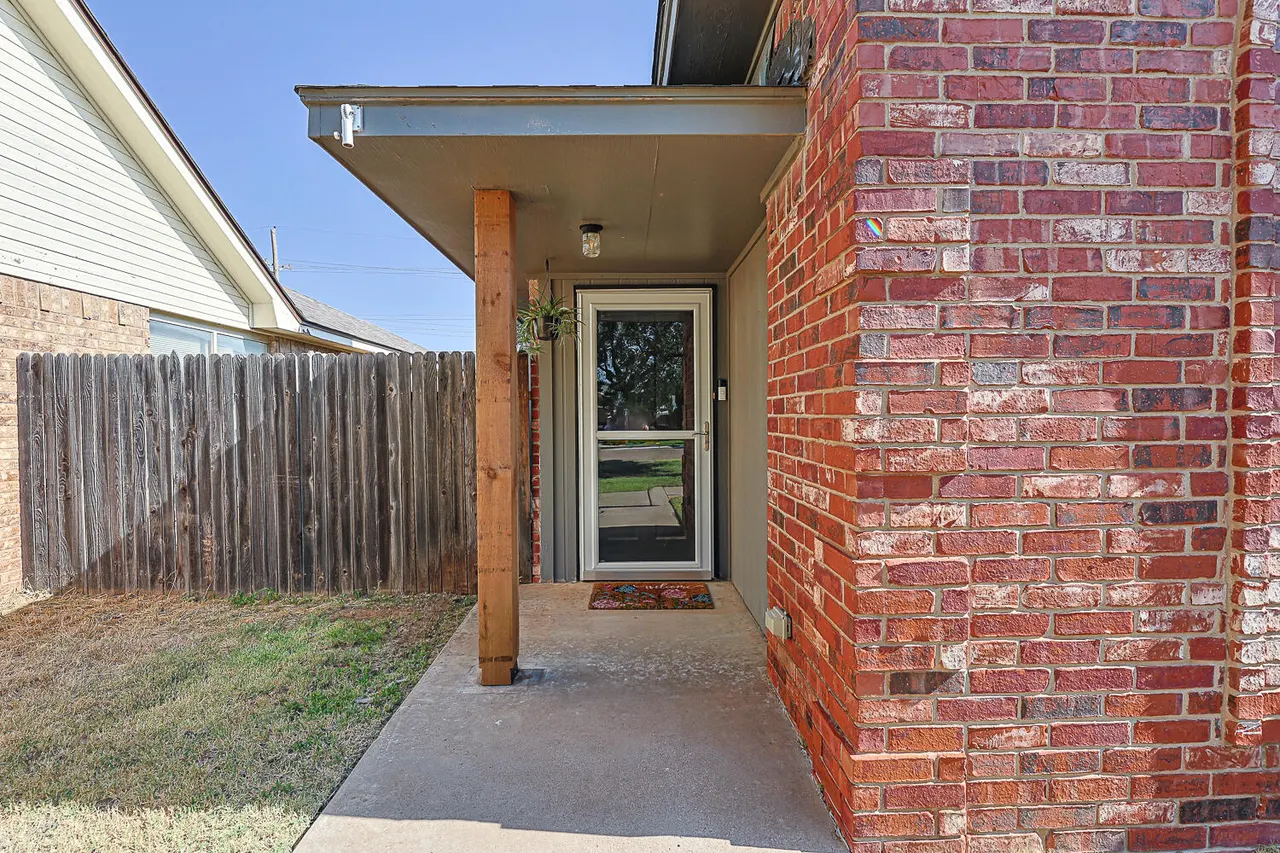 Photo 3 — 2316 91st Street, Lubbock, TX 79423