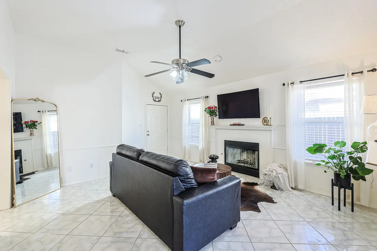 Photo 6 — 2316 91st Street, Lubbock, TX 79423