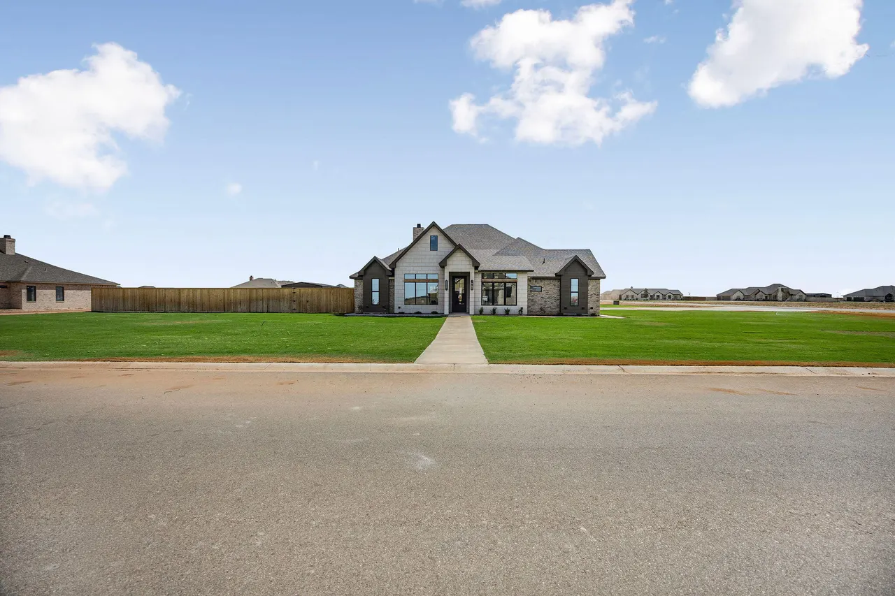 Photo 12 — 9321 County Road 7610, Wolfforth, TX 79382