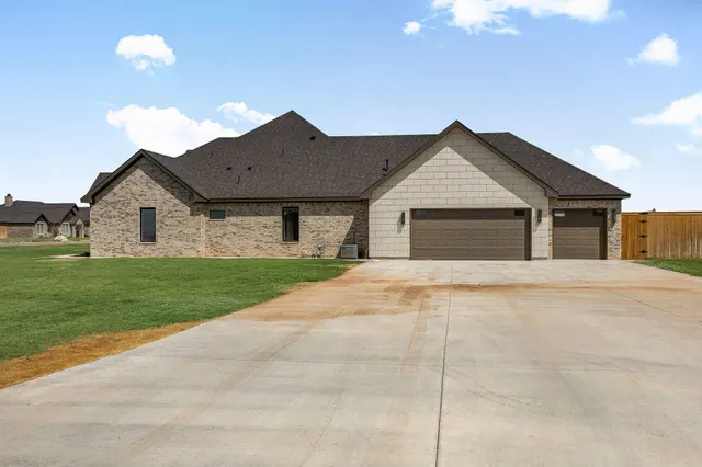 Photo 4 — 9321 County Road 7610, Wolfforth, TX 79382