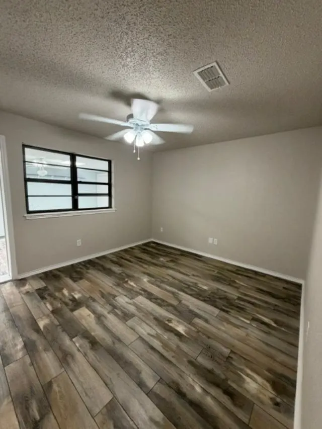 Photo 16 — 5224 73rd Street, Lubbock, TX 79424