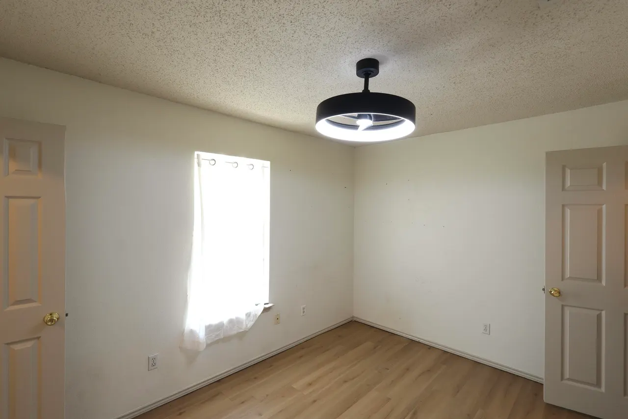 Photo 7 — 811 Ironton Drive, Lubbock, TX 79416