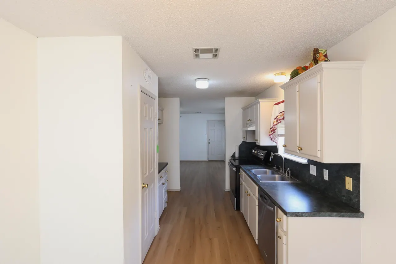 Photo 22 — 811 Ironton Drive, Lubbock, TX 79416