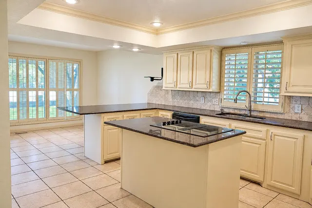 Photo 6 — 4405 89th Street, Lubbock, TX 79424