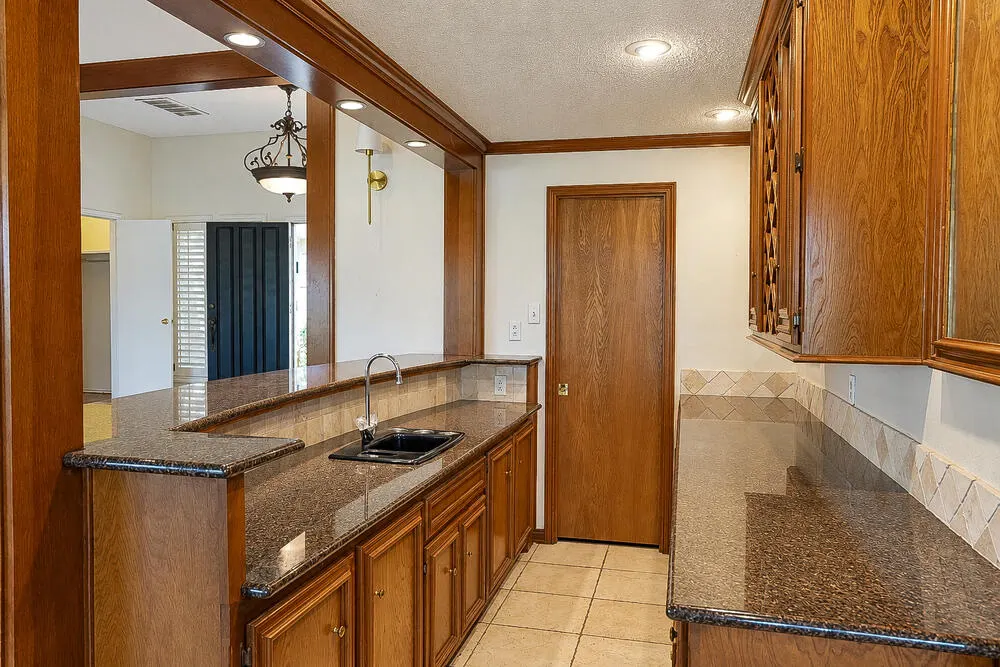 Photo 11 — 4405 89th Street, Lubbock, TX 79424