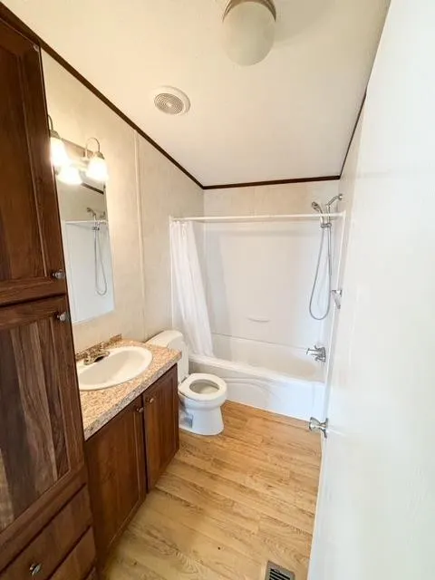Photo 9 — 132 Railroad Avenue, Levelland, TX 79336