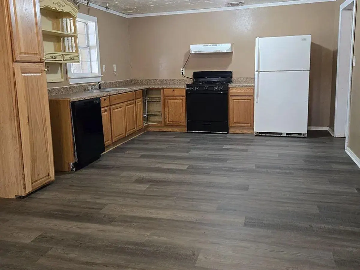 Photo 3 — 1021 S Westside Avenue, Littlefield, TX 79339