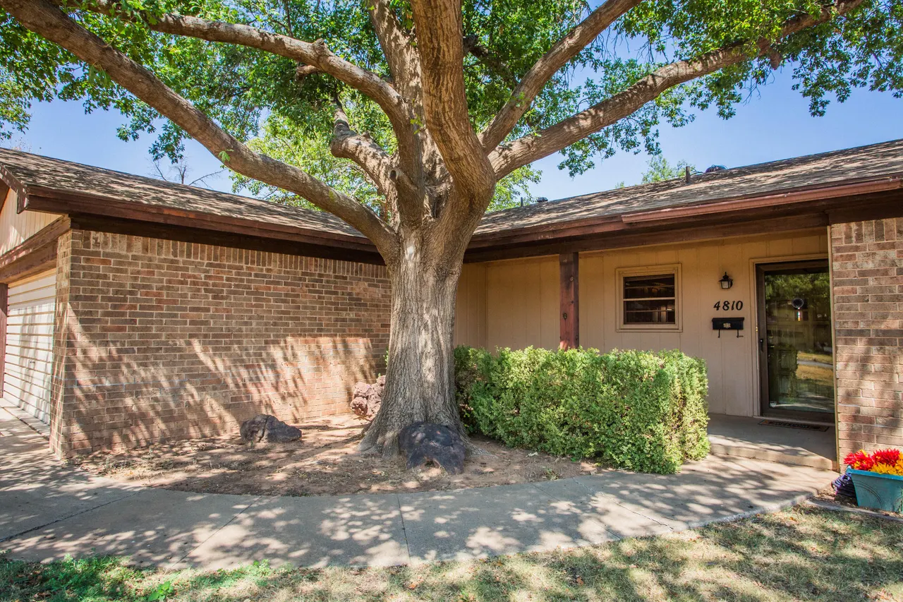 Photo 7 — 4810 13th Street, Lubbock, TX 79416