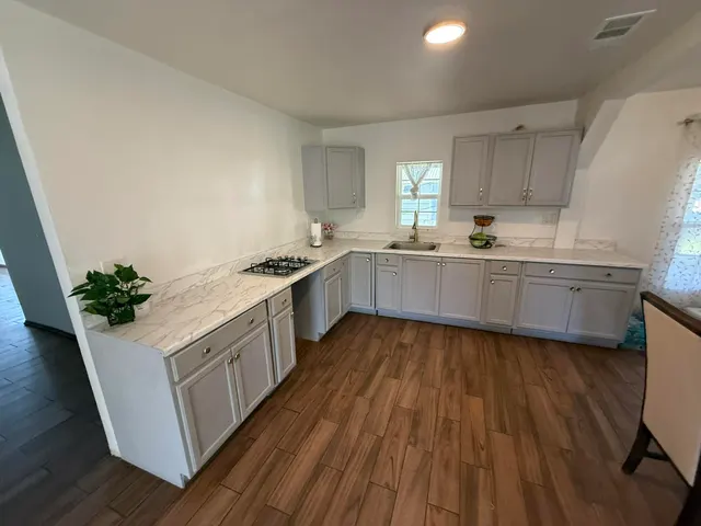 Photo 5 — 1301 W 4th Street, Petersburg, TX 79250