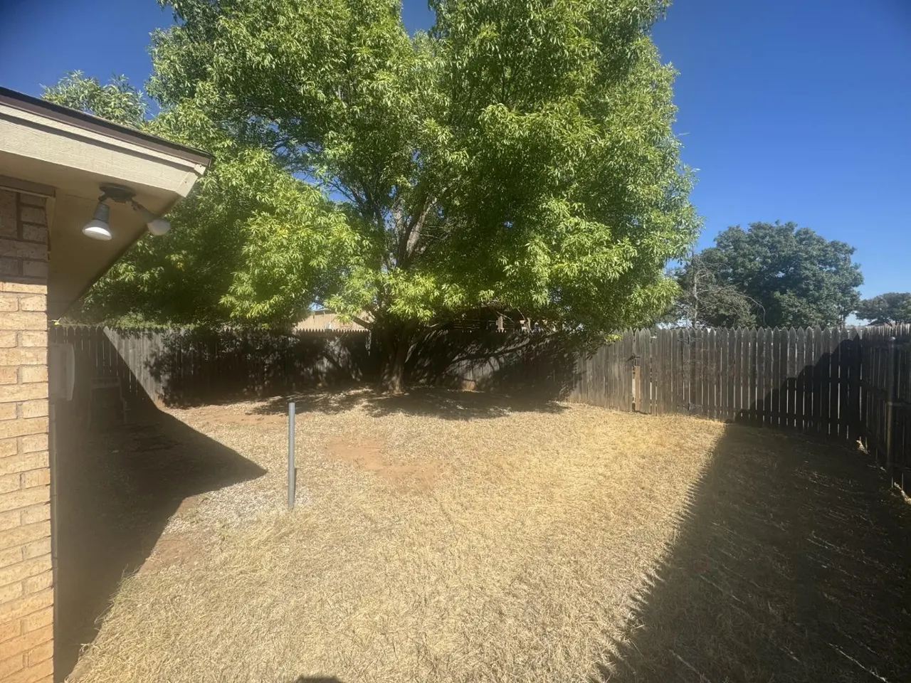 Photo 12 — 7507 Akron Avenue B, Lubbock, TX 79423
