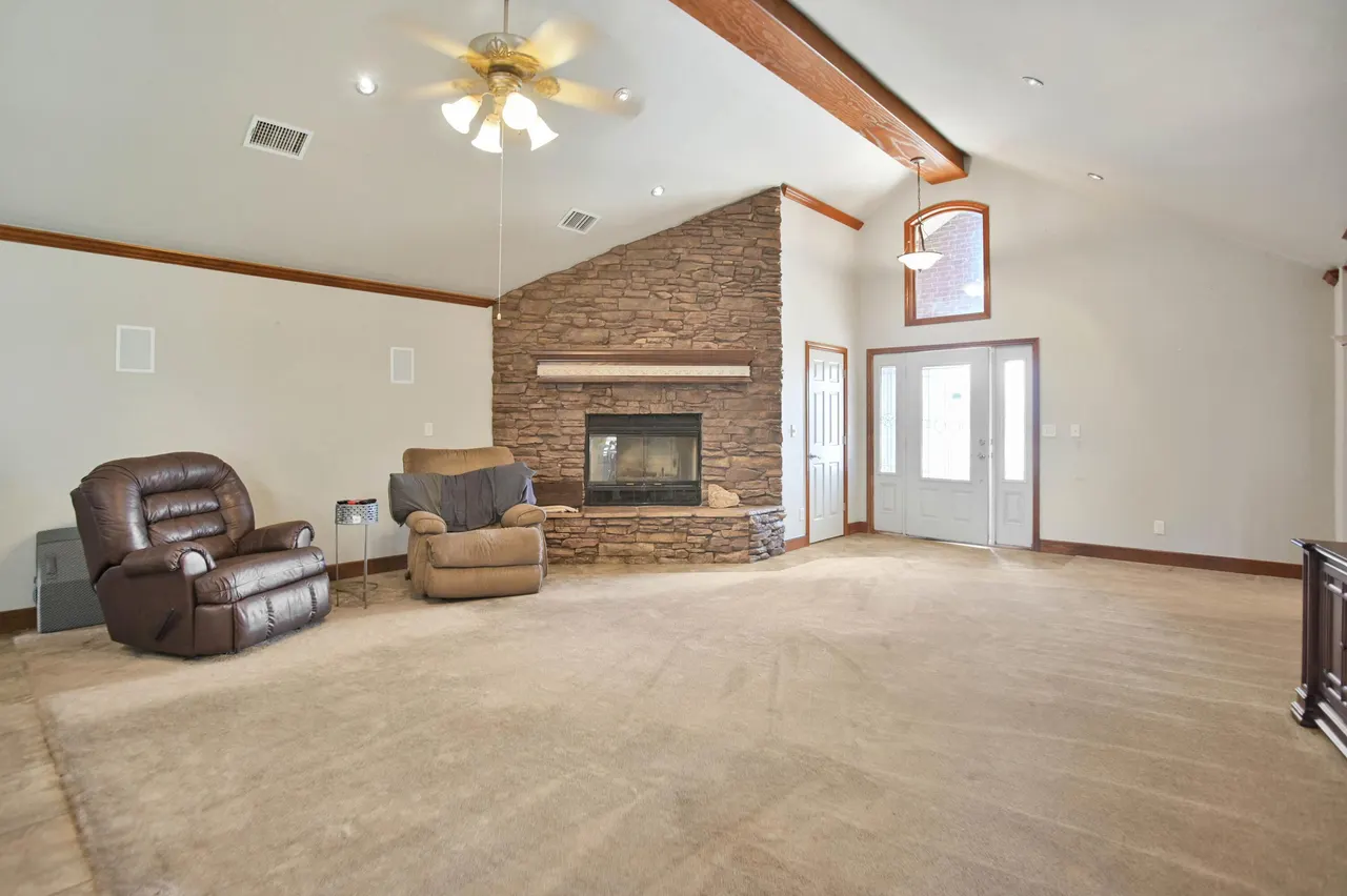 Photo 8 — 215 F M 789, Slaton, TX 79364