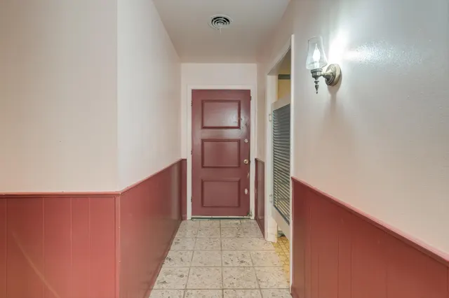 Photo 5 — 2112 55th Street, Lubbock, TX 79412