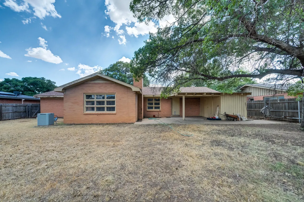 Photo 36 — 2112 55th Street, Lubbock, TX 79412