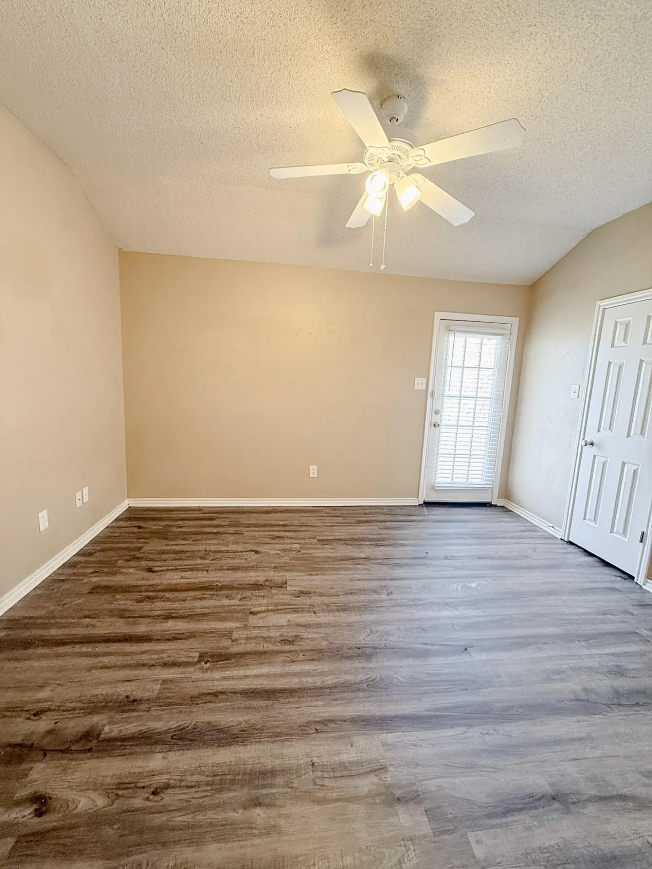 Photo 8 — 2010 78th Street, Lubbock, TX 79423